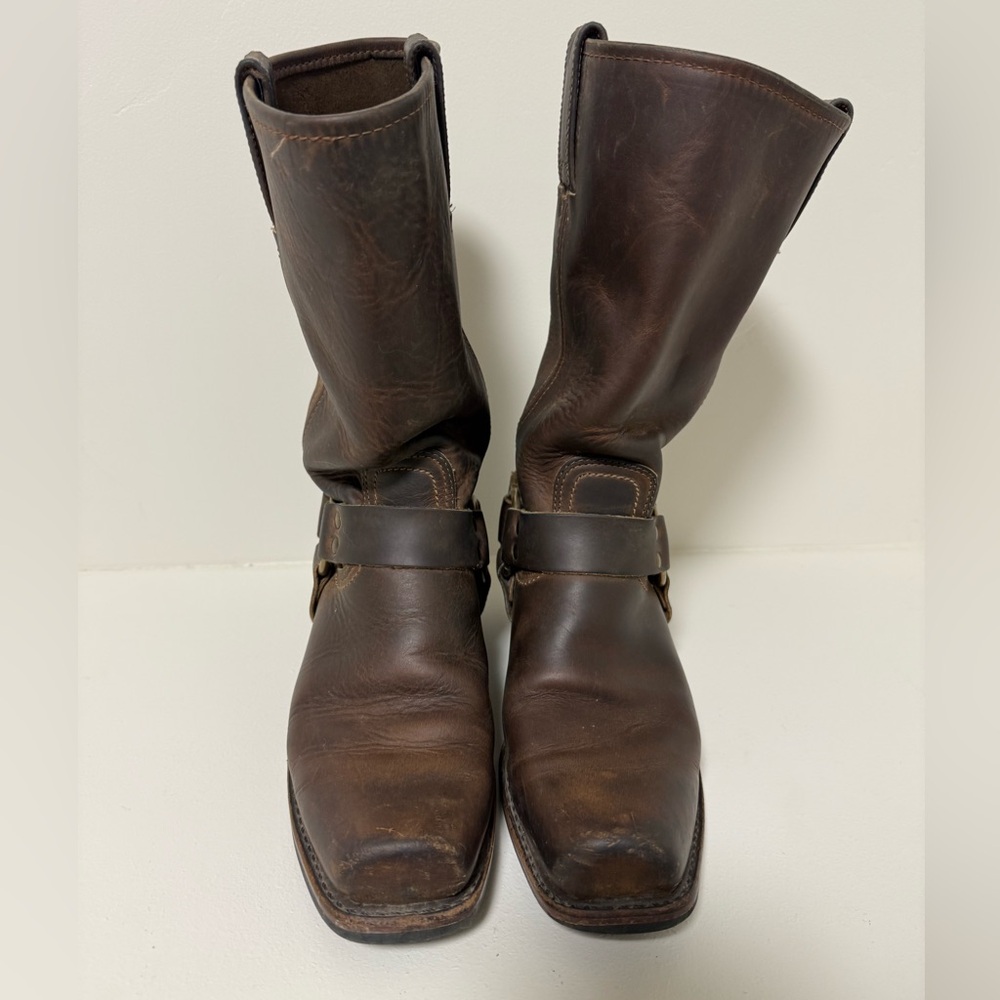 Frye Harness 12 R women’s size 8.5 Brown Leather